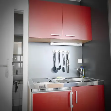 Zur Eiche Апартаменты *