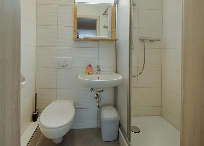 Zur Eiche Apartamento *